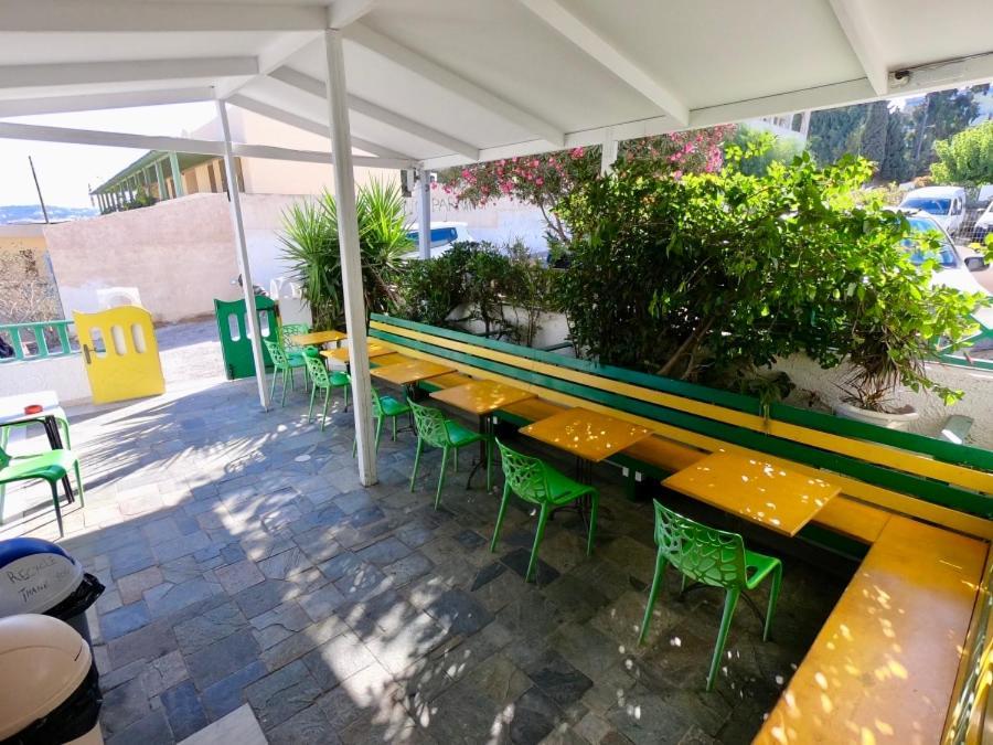 Fira Backpackers Place Buitenkant foto